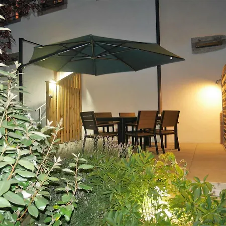 Les Gites De La Tour, Appartement 